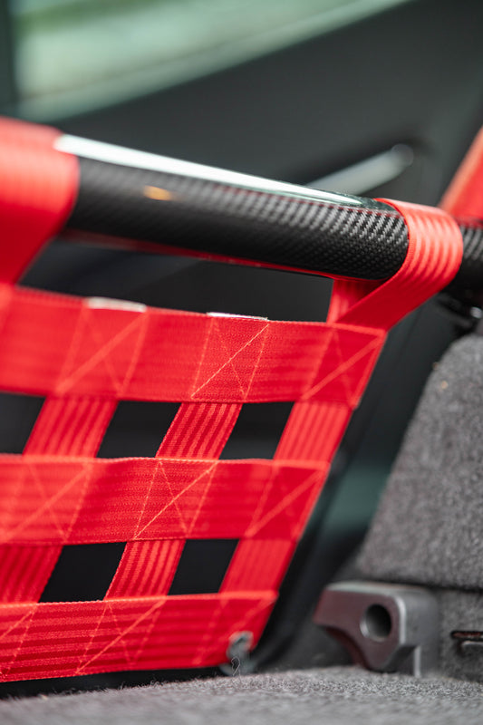 Clubsport-Set für Volkswagen Polo 5 GTI (6c/6r) - Einzelstrebe und passendes Clubsport-Netz – Leichtbau, hochwertige Materialien, optimal für Rücksitzbankausbau.