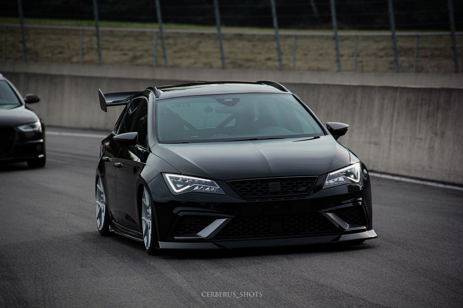 Clubsportartikel für die Automarke Seat