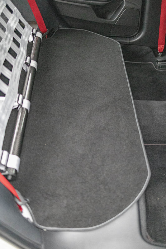 Clubsport-Teppich für Honda Civic/TypeR (FK8) 2017-2022 – Passgenauer Leichtbau-Teppich, ideal für den Rücksitzbankausbau, hochwertige Verarbeitung und perfekter Sitz