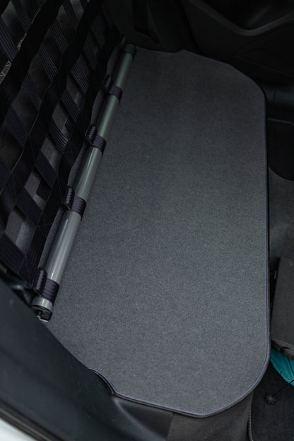 Clubsportteppich anstelle Rücksitzbank von PLR Design für Audi Q5